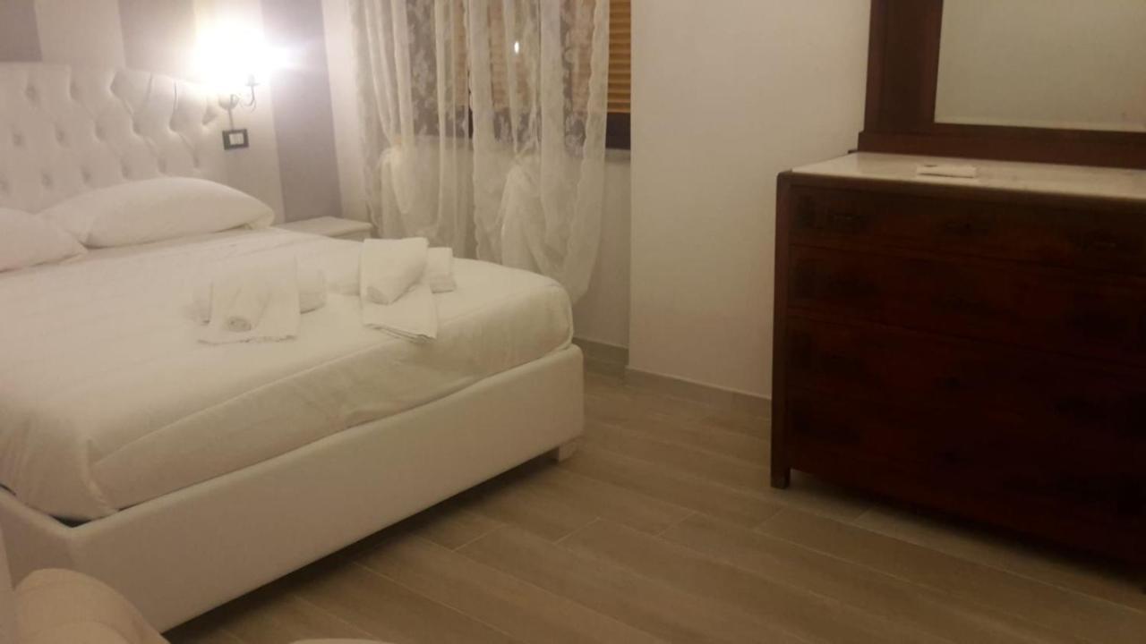 Brezza Marina Bed & Breakfast Marina Di Carrara Dış mekan fotoğraf
